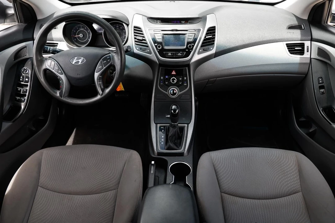 2016 Hyundai Elantra - Image 2 of 21