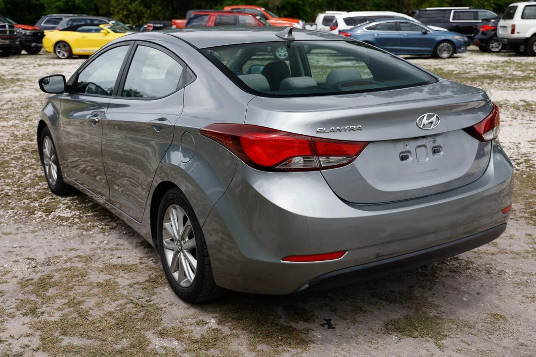 2016 Hyundai Elantra - Image 5 of 21