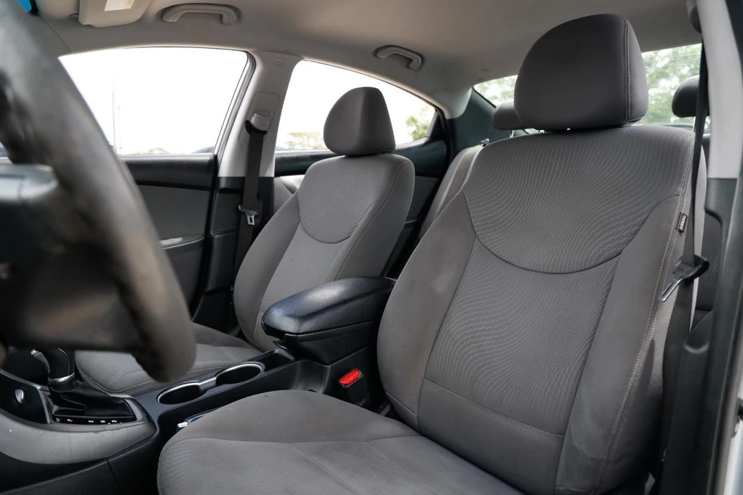 2016 Hyundai Elantra - Image 6 of 21