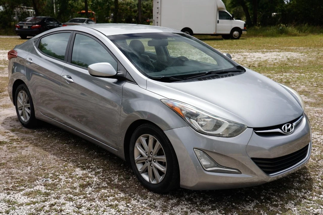 2016 Hyundai Elantra - Image 15 of 21