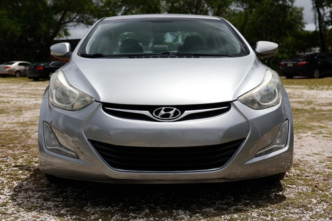 2016 Hyundai Elantra - Image 19 of 21