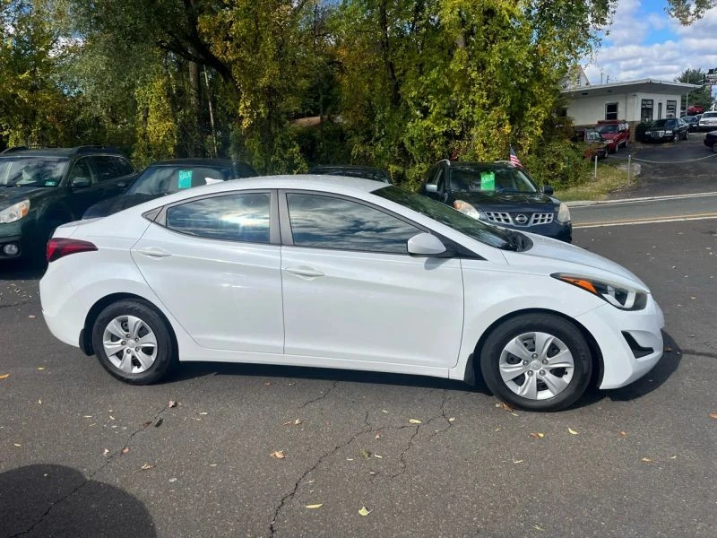 2016 Hyundai Elantra - Image 3 of 12