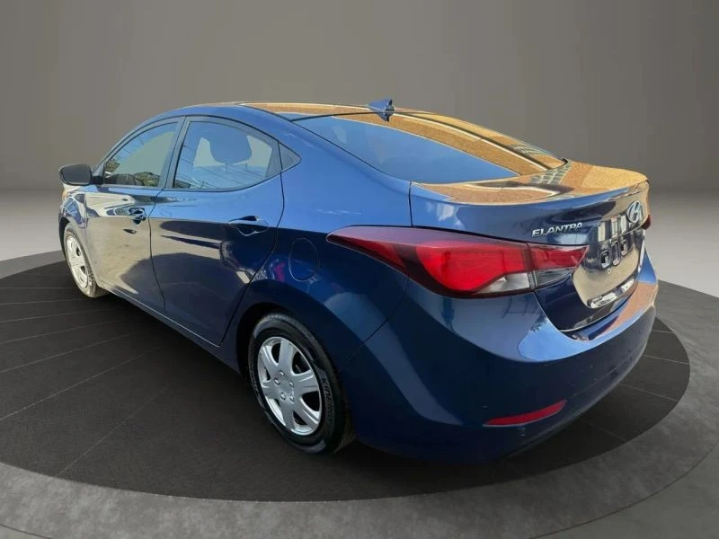 2016 Hyundai Elantra - Image 7 of 12