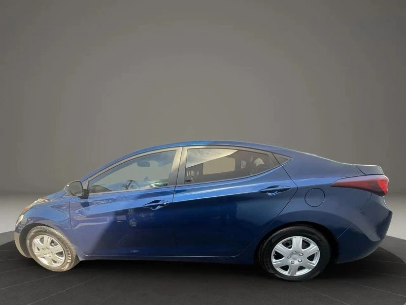 2016 Hyundai Elantra - Image 8 of 12