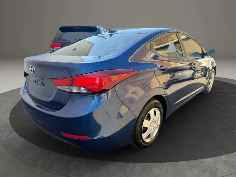 2016 Hyundai Elantra - Image 5 of 12