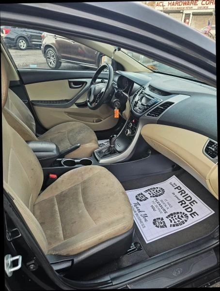 2016 Hyundai Elantra - Image 8 of 12
