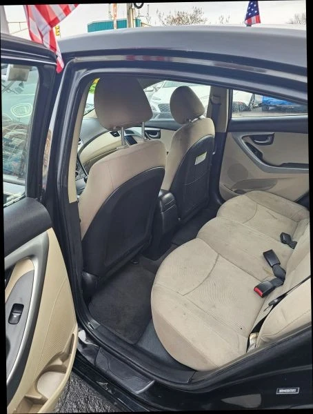 2016 Hyundai Elantra - Image 7 of 12