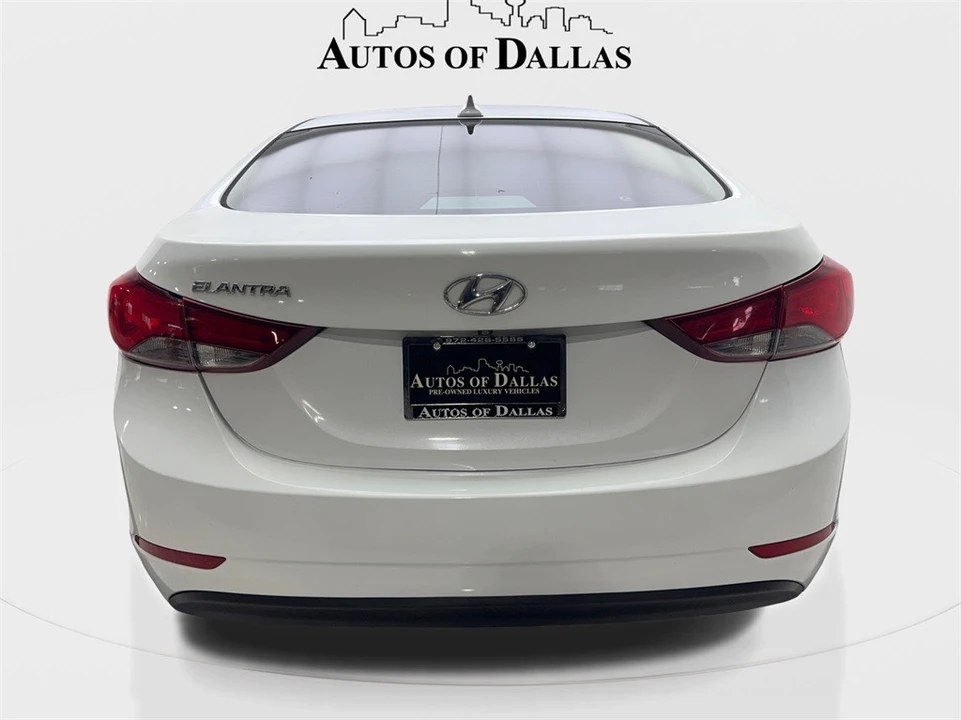 2016 Hyundai Elantra - Image 7 of 12