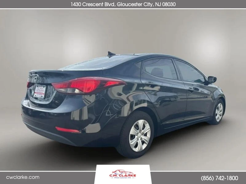 2016 Hyundai Elantra - Image 4 of 6
