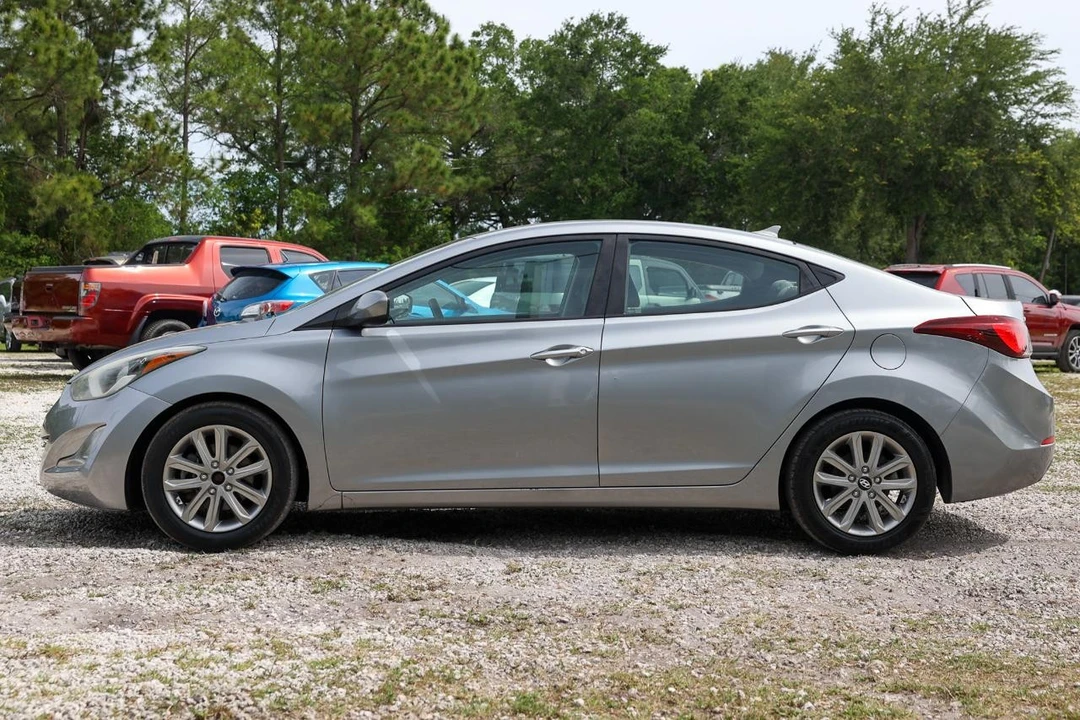 2016 Hyundai Elantra - Image 3 of 31
