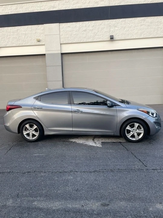 2016 Hyundai Elantra - Image 2 of 12