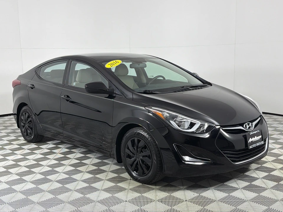 2016 Hyundai Elantra - Image 3 of 12