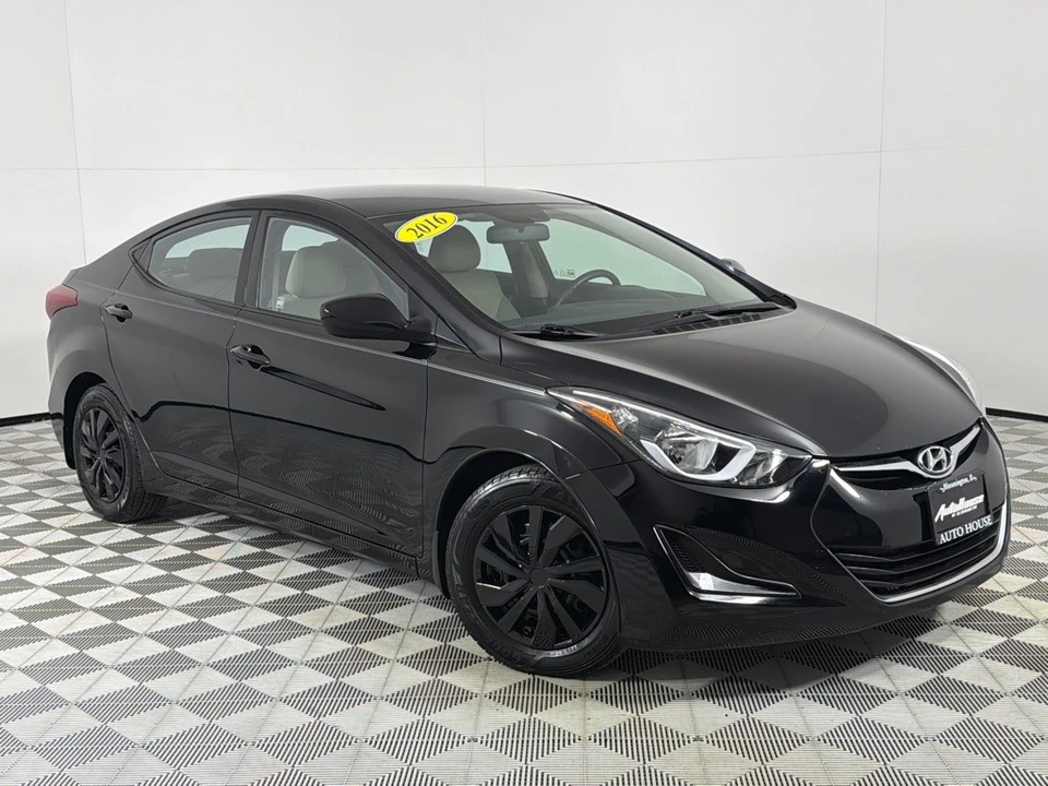2016 Hyundai Elantra - Image 2 of 12