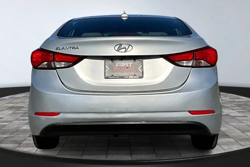 2016 Hyundai Elantra - Image 6 of 12