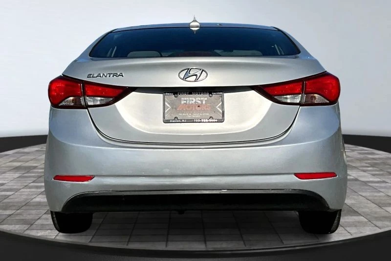 2016 Hyundai Elantra - Image 6 of 12
