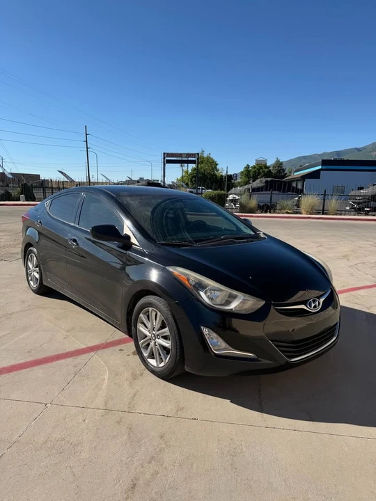 2016 Hyundai Elantra - Image 2 of 9