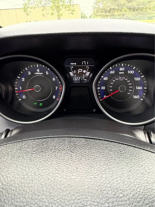 2016 Hyundai Elantra - Image 16 of 20