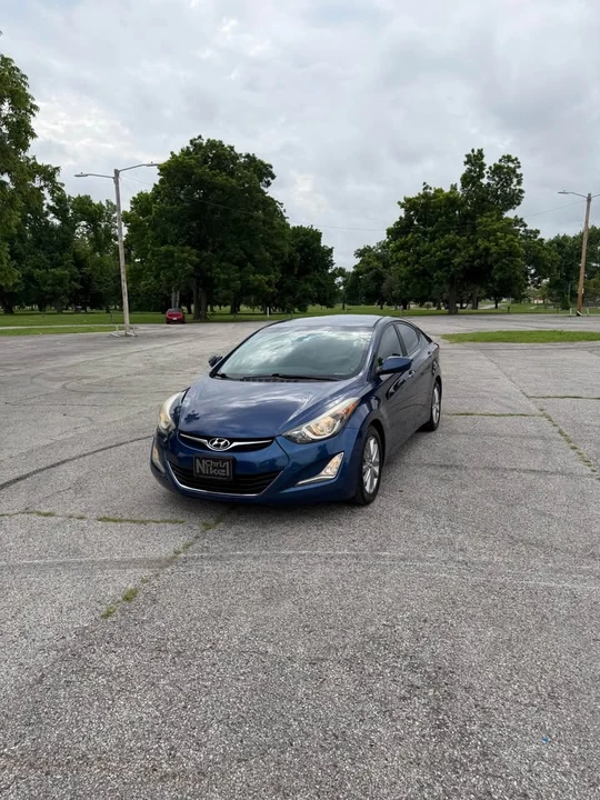2016 Hyundai Elantra - Image 18 of 20