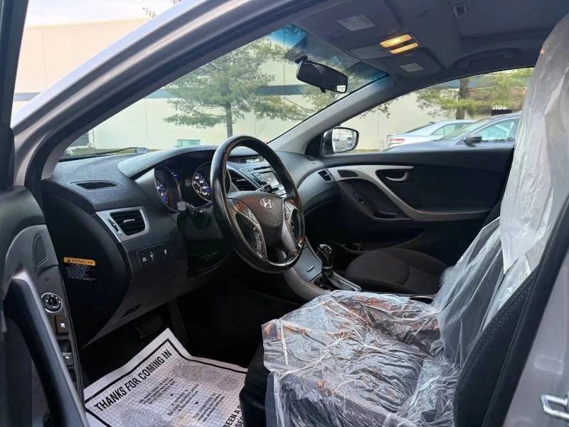 2016 Hyundai Elantra - Image 10 of 12
