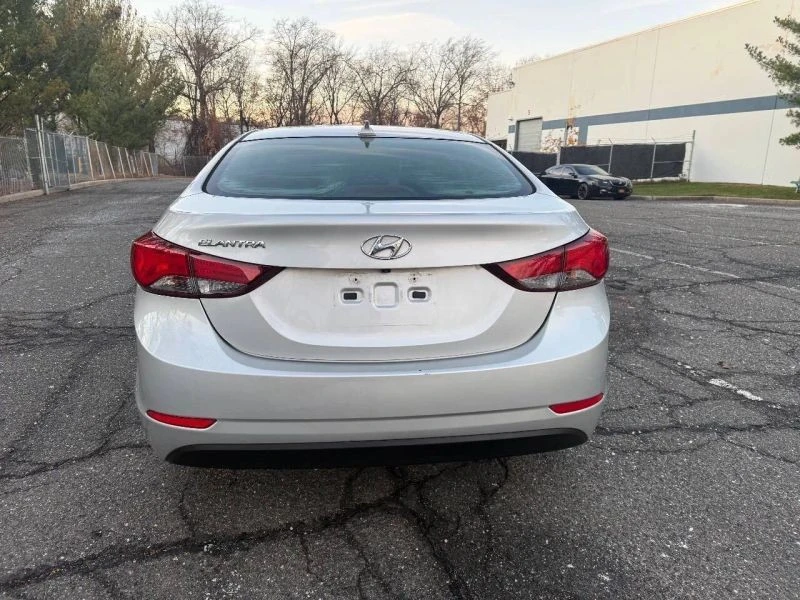 2016 Hyundai Elantra - Image 5 of 12
