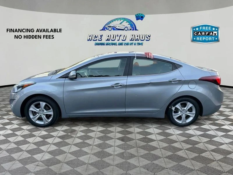 2016 Hyundai Elantra - Image 4 of 12