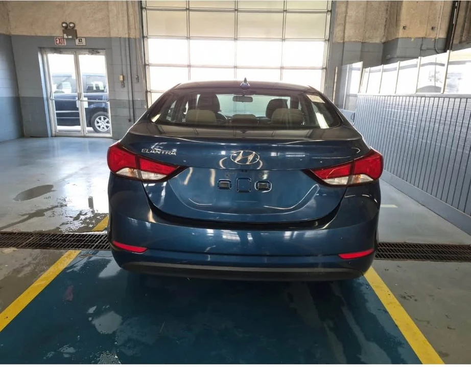 2016 Hyundai Elantra - Image 3 of 13
