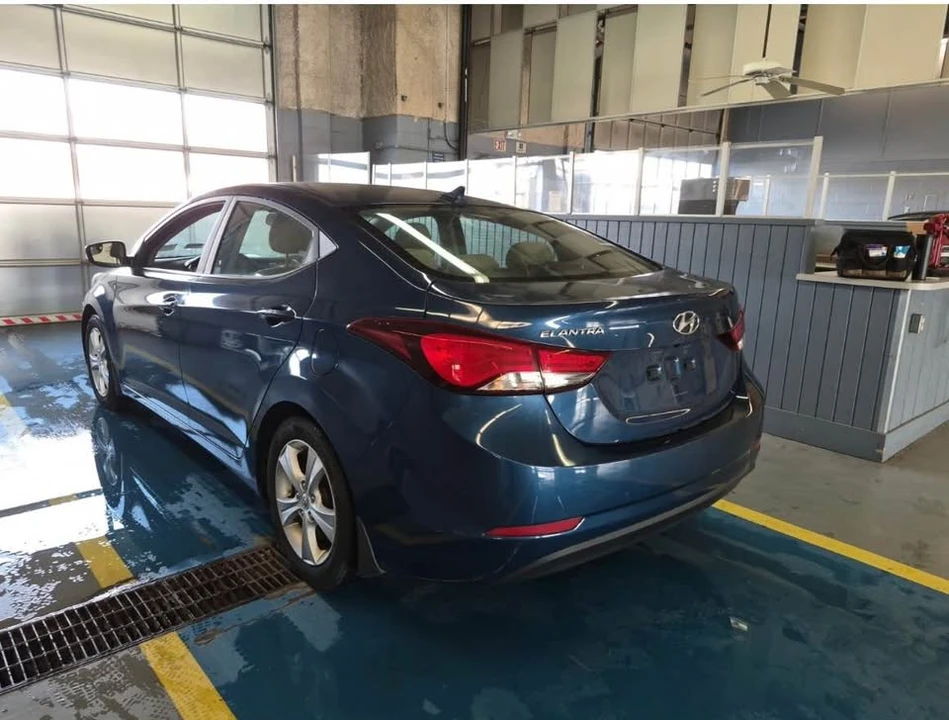 2016 Hyundai Elantra - Image 2 of 13