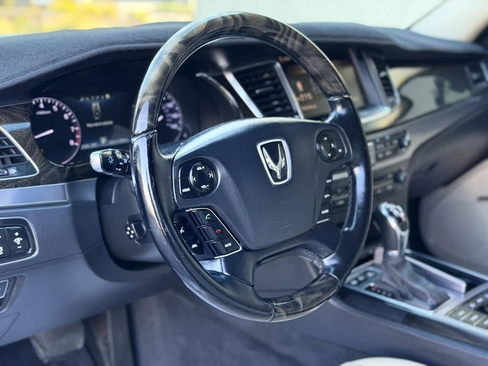 2016 Hyundai Equus - Image 12 of 21