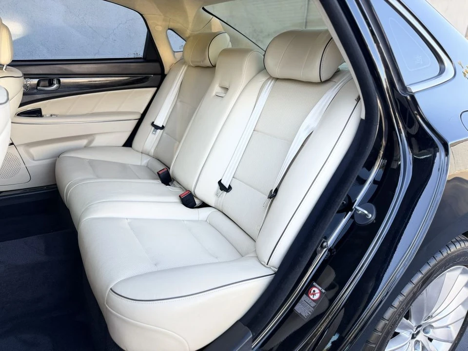 2016 Hyundai Equus - Image 18 of 21