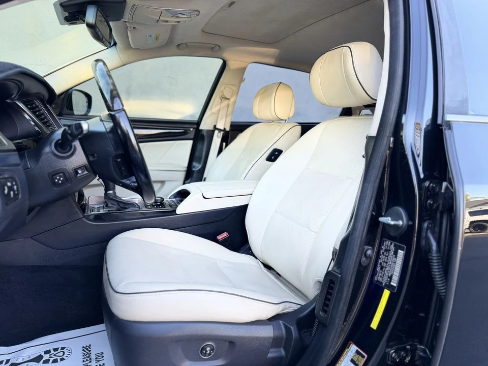 2016 Hyundai Equus - Image 15 of 21