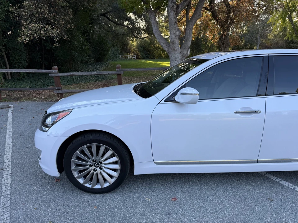 2016 Hyundai Equus - Image 22 of 31