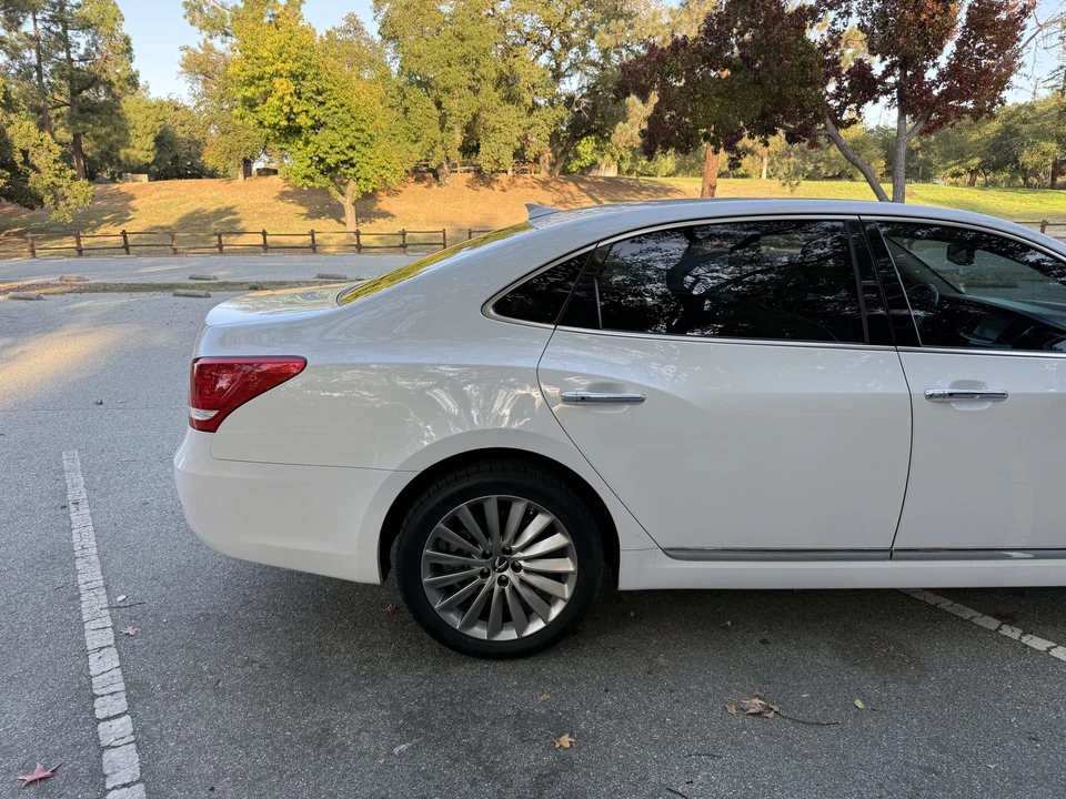 2016 Hyundai Equus - Image 21 of 31
