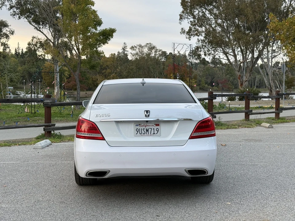 2016 Hyundai Equus - Image 14 of 31