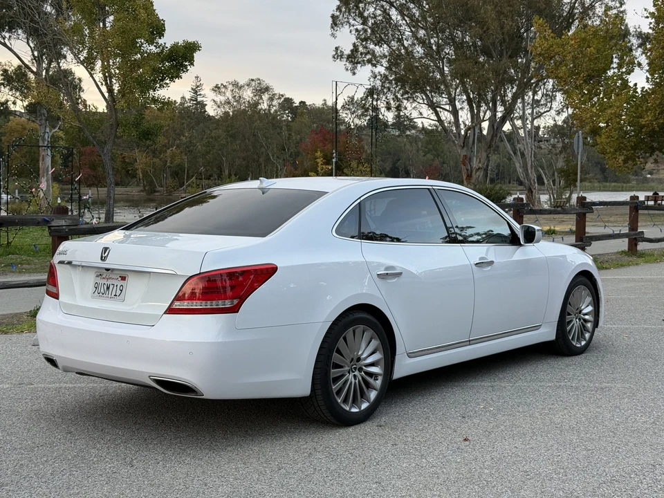 2016 Hyundai Equus - Image 17 of 31