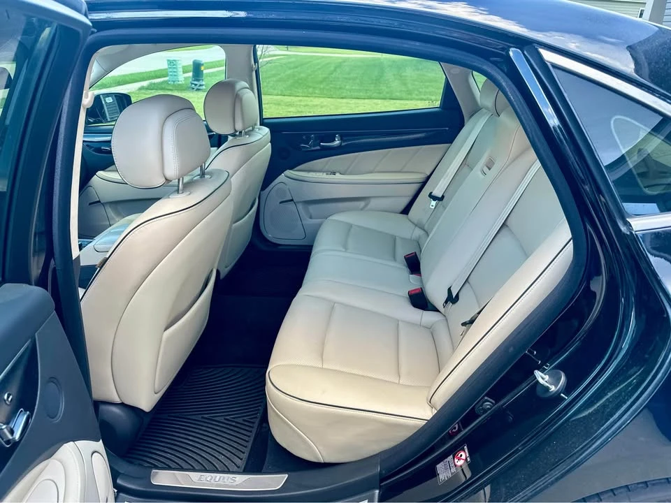 2016 Hyundai Equus - Image 9 of 11
