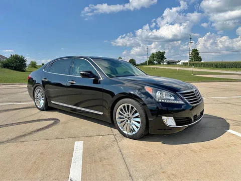 2016 Hyundai Equus Signature Sedan 4D