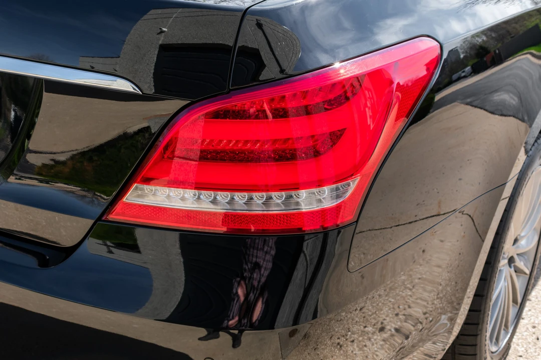2016 Hyundai Equus - Image 13 of 31