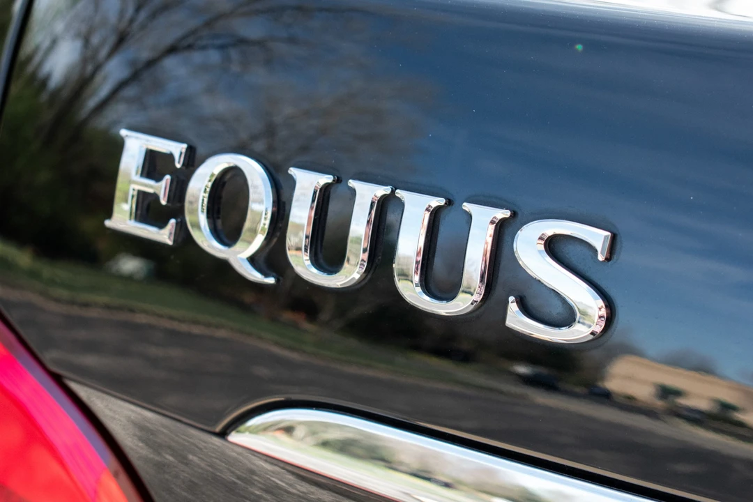 2016 Hyundai Equus - Image 27 of 31