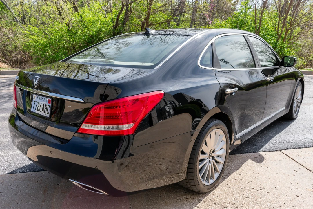 2016 Hyundai Equus - Image 6 of 31