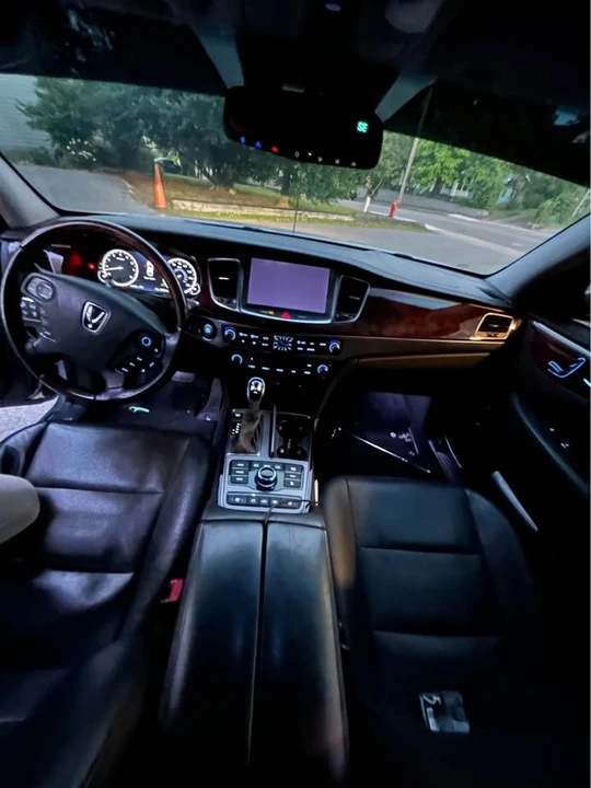 2016 Hyundai Equus - Image 5 of 11