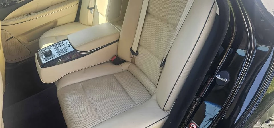 2016 Hyundai Equus - Image 10 of 19