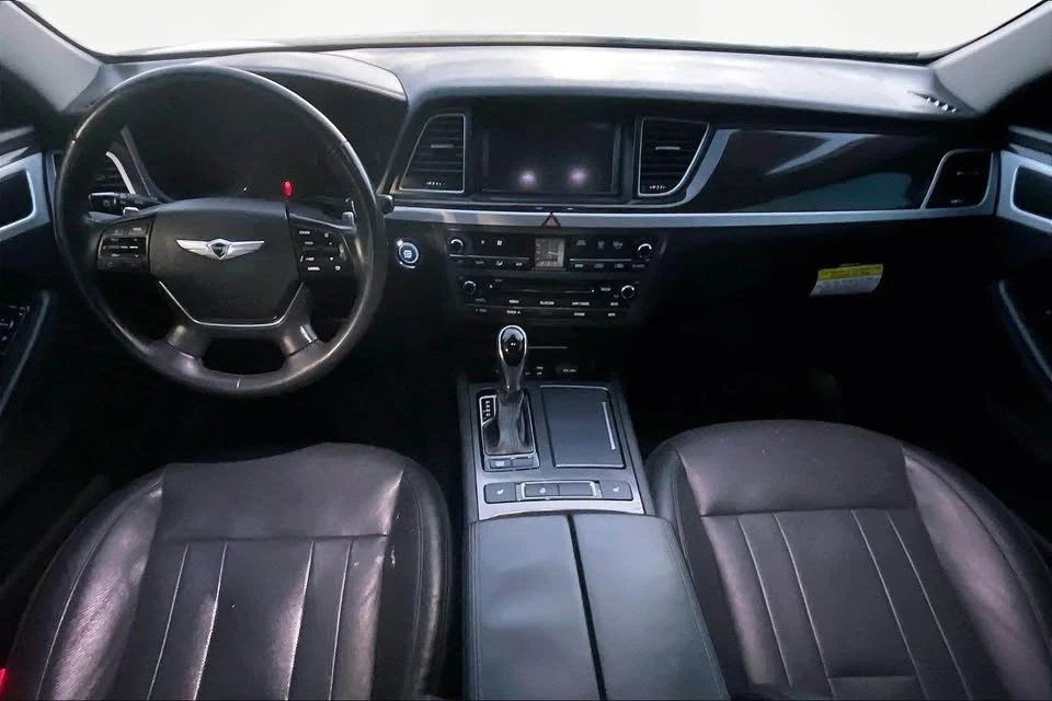 2016 Hyundai Genesis - Image 14 of 20