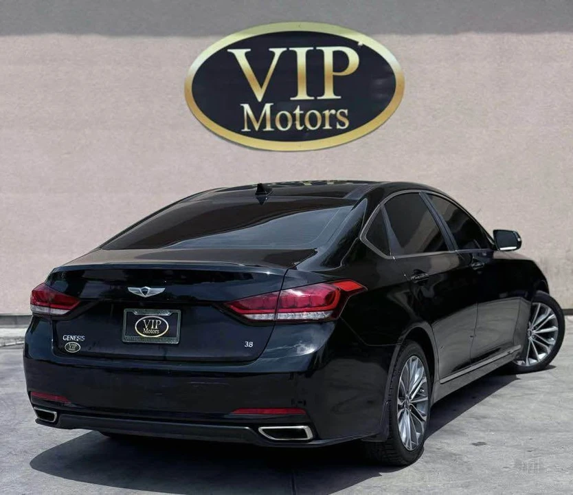 2016 Hyundai Genesis - Image 4 of 11
