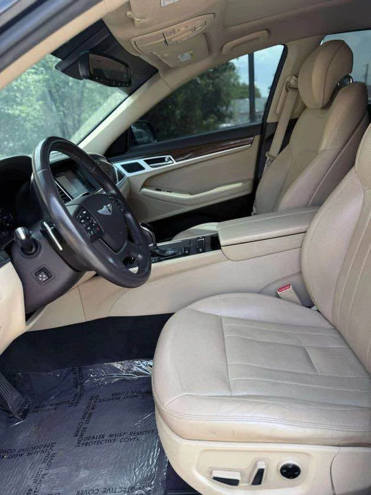 2016 Hyundai Genesis - Image 7 of 11