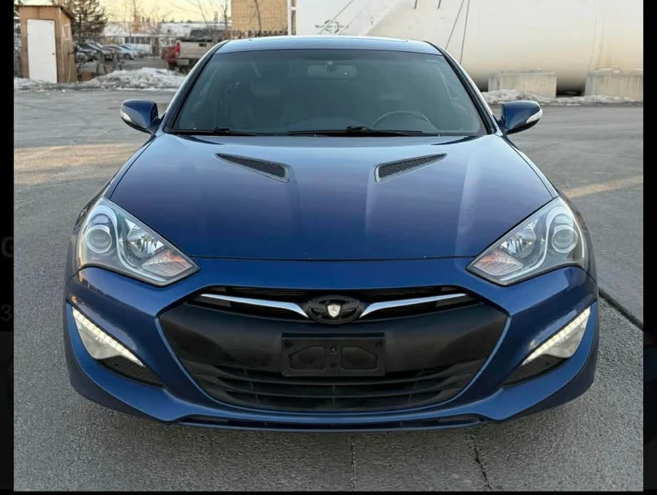 2016 Hyundai Genesis - Image 4 of 12