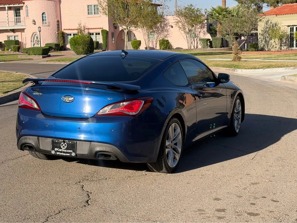 2016 Hyundai Genesis - Image 5 of 20