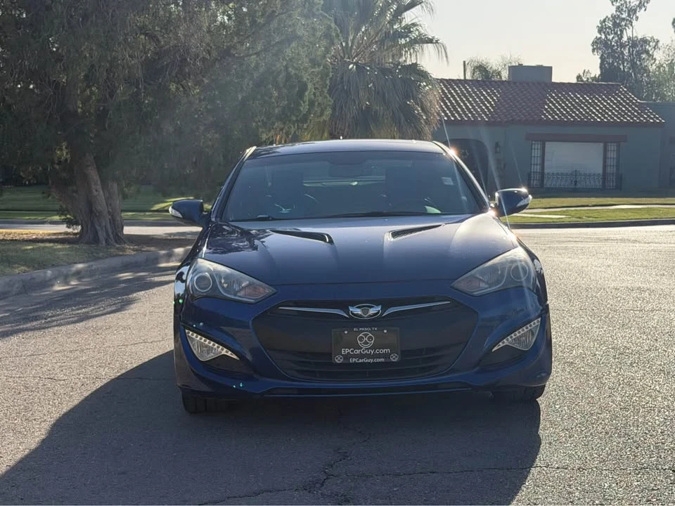 2016 Hyundai Genesis - Image 8 of 20