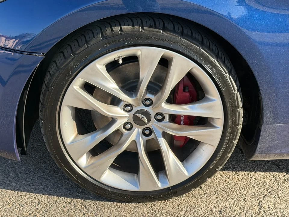 2016 Hyundai Genesis - Image 19 of 20