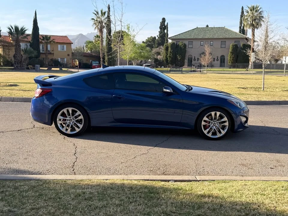 2016 Hyundai Genesis - Image 6 of 20