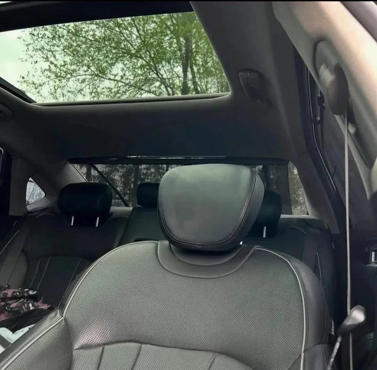 2016 Hyundai Genesis - Image 6 of 6